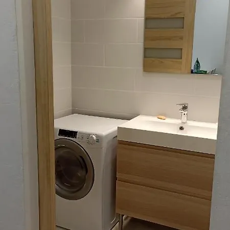 Appartement Neuf Climatisé Avec Terrasse #4 *