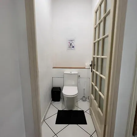 Neuf Climatisé Avec Terrasse #4 *